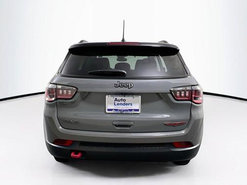 Sting-Gray Clearcoat 2022 Jeep Compass Trailhawk