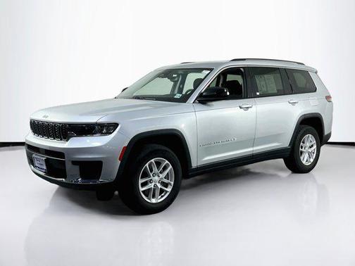 Silver Zynith 2023 Jeep Grand Cherokee L Laredo