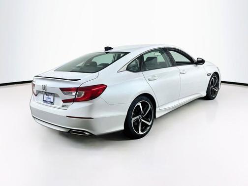 Platinum White Pearl 2022 Honda Accord Sport SE 1.5T