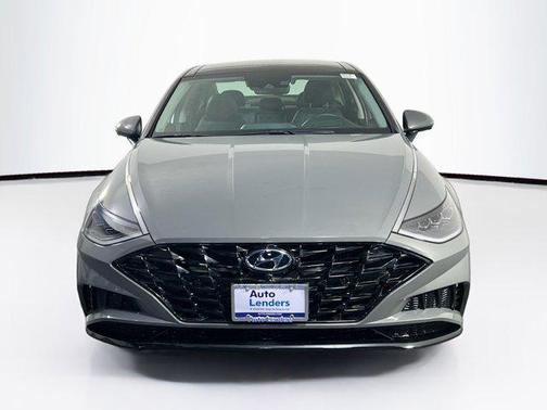 2022 Hyundai SONATA Limited