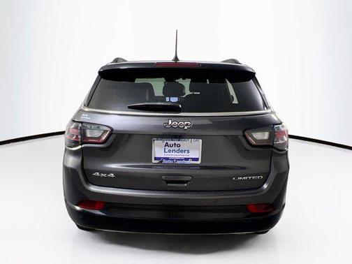 Granite Crystal Metallic Clearcoat 2023 Jeep Compass Limited