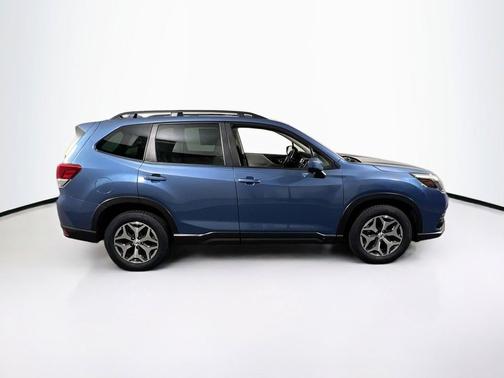 Horizon Blue Pearl 2023 Subaru Forester Premium