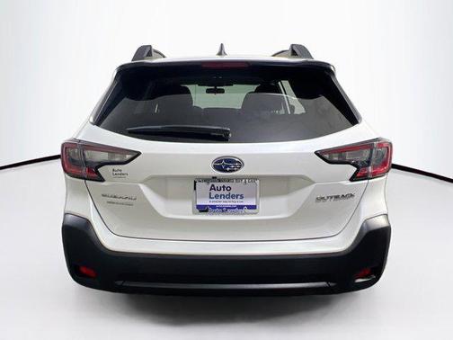 Crystal White Pearl 2023 Subaru Outback Premium