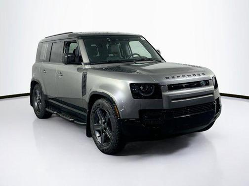 2025 Land Rover Defender 110 P400 X-Dynamic SE