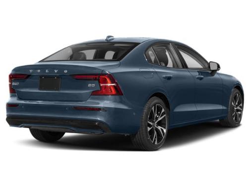 2023 Volvo S60 B5 Ultimate Bright Theme