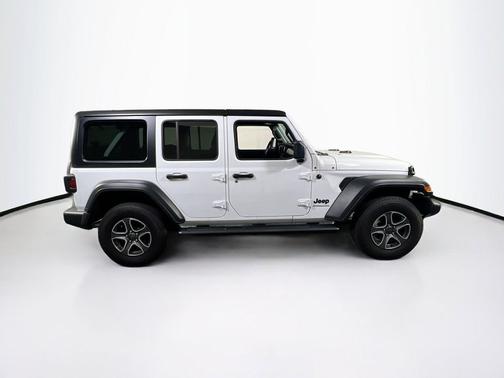 Bright White Clearcoat 2023 Jeep Wrangler Sport S