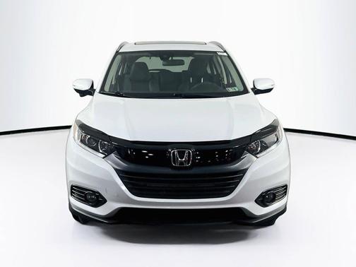 Platinum White Pearl 2022 Honda HR-V EX