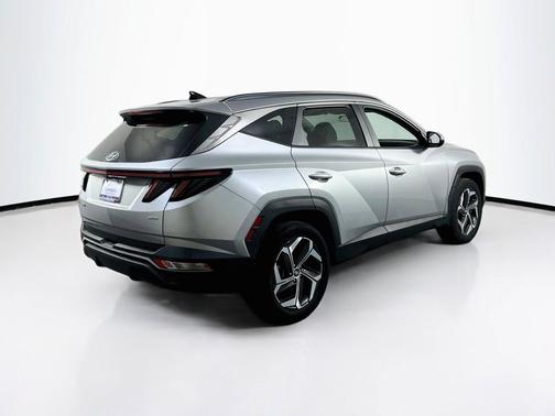Shimmering Silver 2023 Hyundai TUCSON SEL