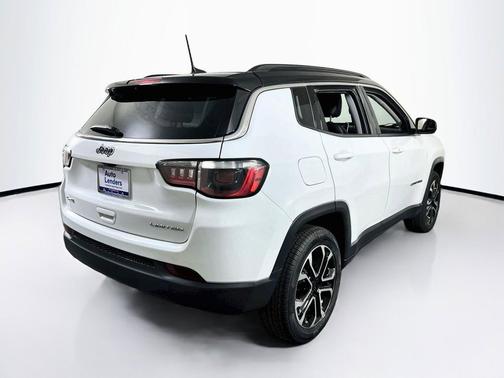 Bright White Clearcoat 2022 Jeep Compass Limited