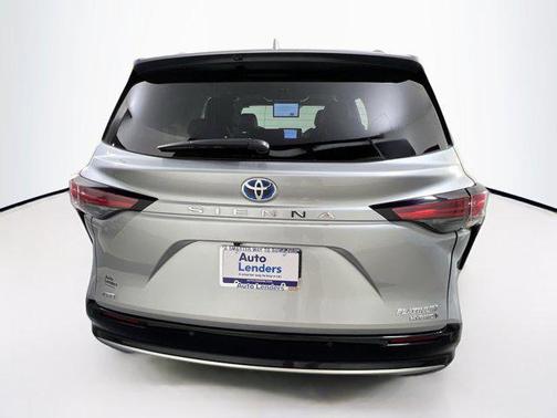 2023 Toyota Sienna Platinum 7 Passenger