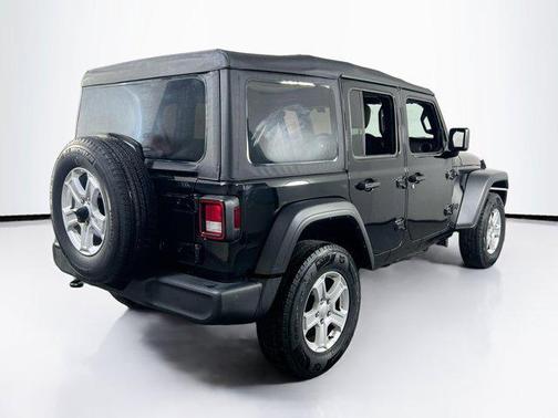 2022 Jeep Wrangler Unlimited Sport
