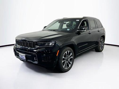 2022 Jeep Grand Cherokee Overland