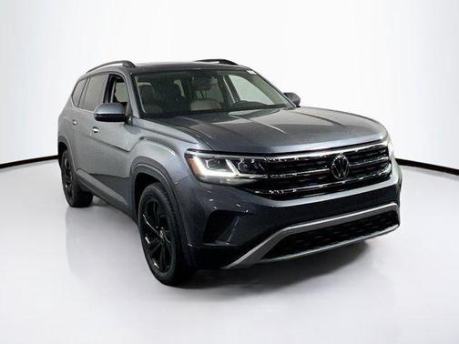 2022 Volkswagen Atlas 2.0T SE w/Technology 4MOTION