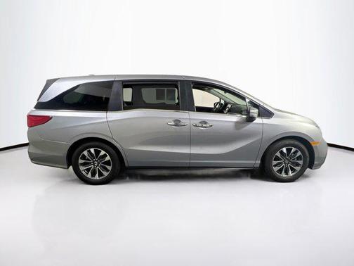Lunar Silver Metallic 2023 Honda Odyssey EX-L