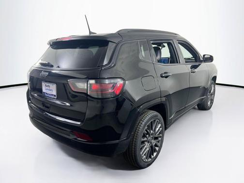 Diamond Black Crystal Pearlcoat 2022 Jeep Compass High Altitude