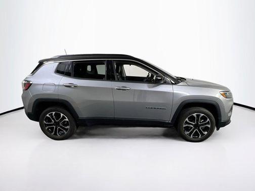Billet Silver Metallic Clearcoat 2022 Jeep Compass Limited