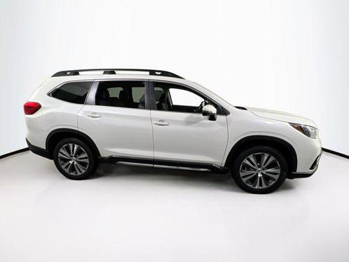2022 Subaru Ascent Limited 8-Passenger