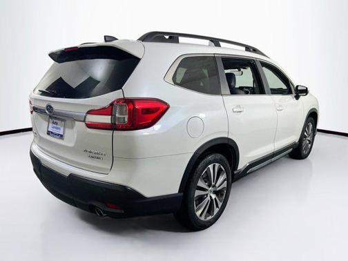 2022 Subaru Ascent Limited 8-Passenger