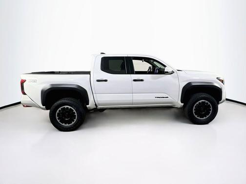 Ice Cap 2024 Toyota Tacoma TRD Sport