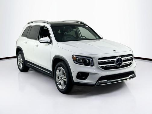 Polar White 2022 Mercedes-Benz GLB 250 4MATIC