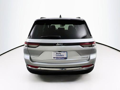 Silver Zynith 2023 Jeep Grand Cherokee Limited