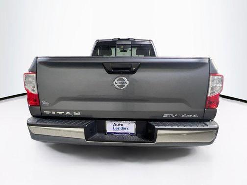 2018 Nissan Titan SV