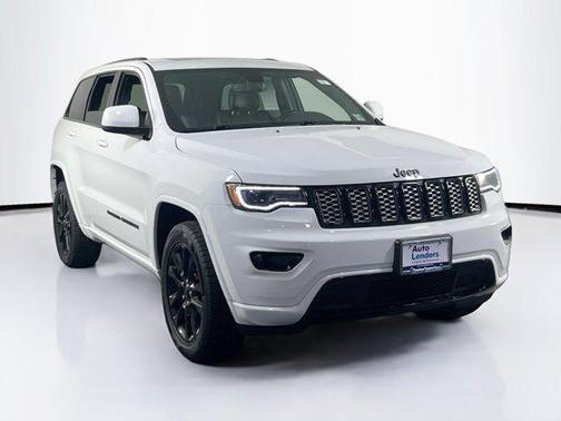 2022 Jeep Grand Cherokee Laredo