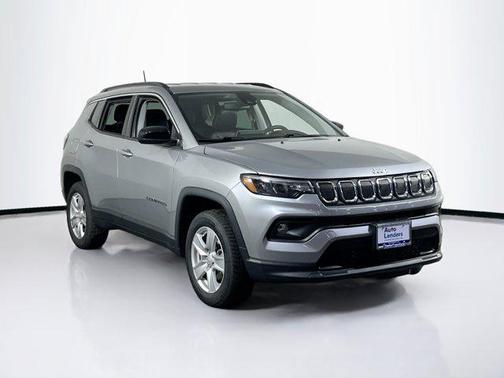 Billet Silver Metallic Clearcoat 2022 Jeep Compass Latitude