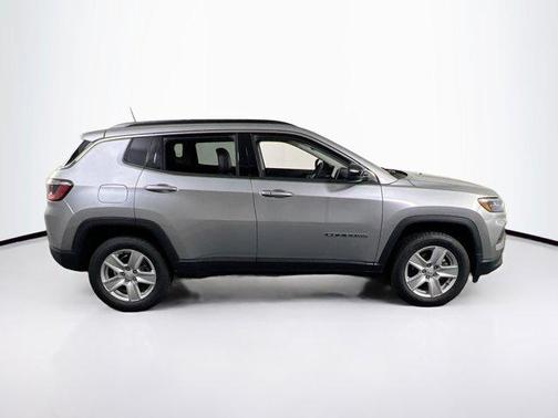 Billet Silver Metallic Clearcoat 2022 Jeep Compass Latitude