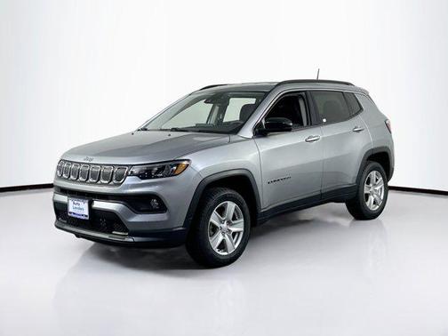 Billet Silver Metallic Clearcoat 2022 Jeep Compass Latitude