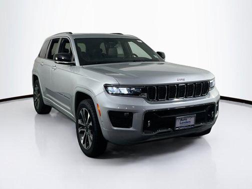 Silver Zynith 2022 Jeep Grand Cherokee Overland