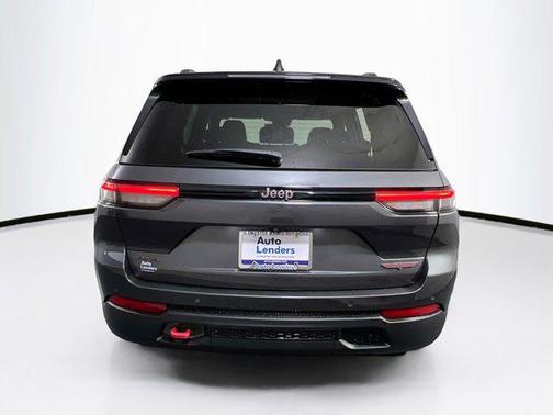 2022 Jeep Grand Cherokee Trailhawk
