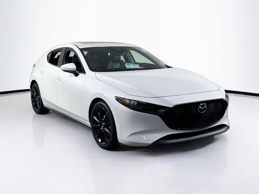 Snowflake White Pearl Mica 2022 Mazda Mazda3 FWD w/Premium Package