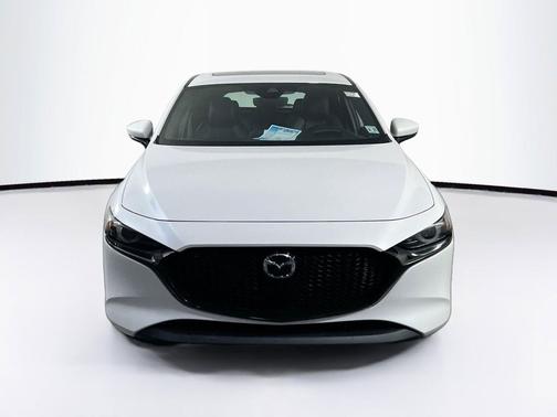 Snowflake White Pearl Mica 2022 Mazda Mazda3 FWD w/Premium Package