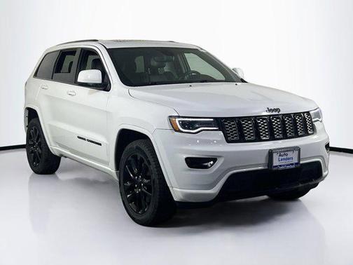 2022 Jeep Grand Cherokee Laredo