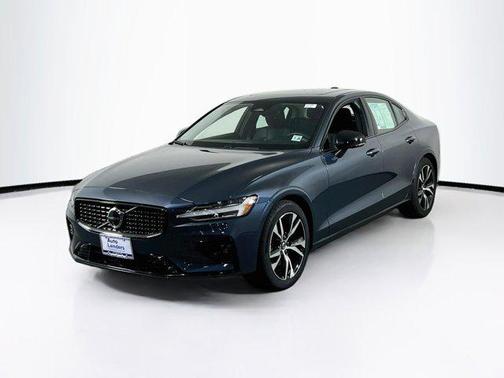 Denim Blue Metallic 2024 Volvo S60 B5 Plus Dark Theme
