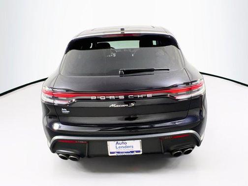 Jet Black Metallic 2023 Porsche Macan Macan