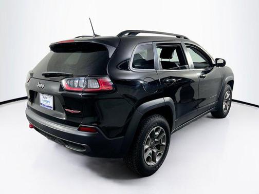 2022 Jeep Cherokee Trailhawk