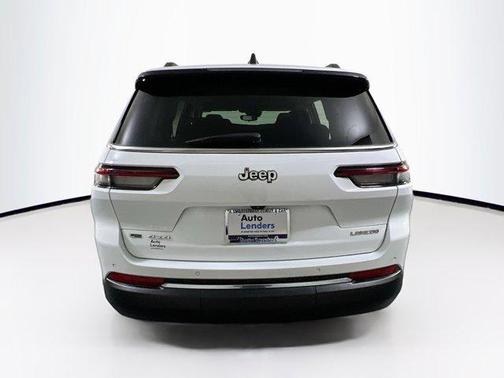 2021 Jeep Grand Cherokee L Laredo