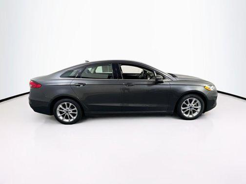 2020 Ford Fusion Hybrid SE