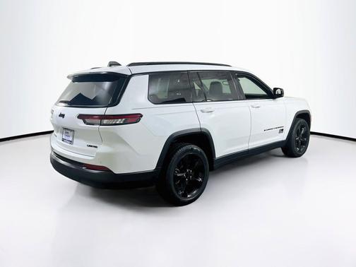 Bright White Clearcoat 2023 Jeep Grand Cherokee L Limited
