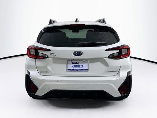 Crystal White Pearl 2024 Subaru Crosstrek Limited