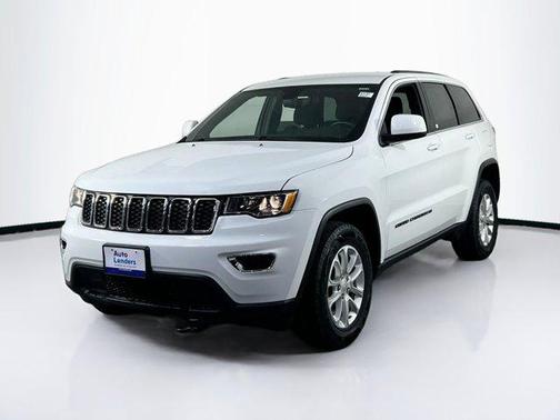 2022 Jeep Grand Cherokee Laredo