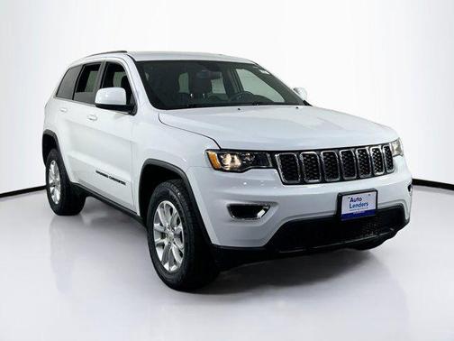 2022 Jeep Grand Cherokee Laredo
