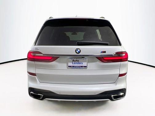 Mineral White Metallic 2019 BMW X7 xDrive40i
