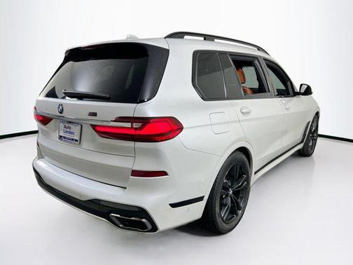 Mineral White Metallic 2019 BMW X7 xDrive40i