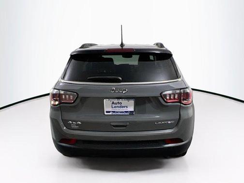 Sting-Gray Clearcoat 2022 Jeep Compass Limited