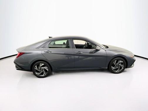 Ecotronic Gray Pearl 2024 Hyundai ELANTRA HEV Limited
