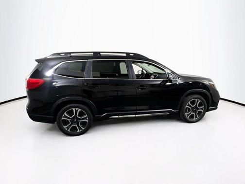 2023 Subaru Ascent Limited 8-Passenger