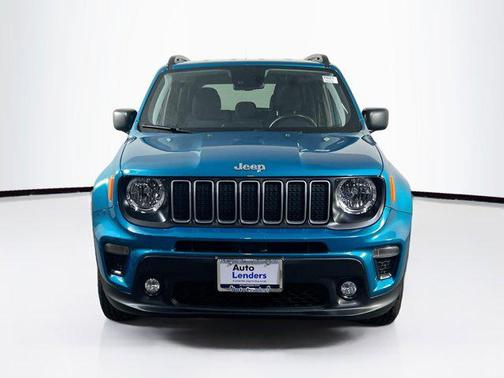 Bikini Metallic Clearcoat 2022 Jeep Renegade Latitude